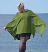 7045 - Poncho with lace pattern