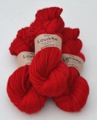 Lovikka-1101 Red on white wool