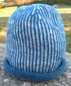 1108 & 1109 Beanie with narrow stripes