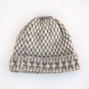 11150 Öland beanie with checkered pattern