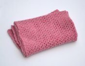 3637 - Scarf with lace pattern