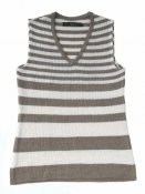 5084 - Top with stripes and V-neck