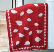 Blanket 'Leaves' 180x130 cm (Red/Light grey)