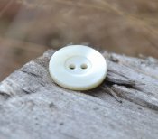 Button 'Seashell' - off white
