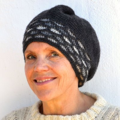 1178 Beret with honey comb edge