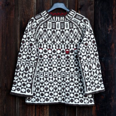 15114 Persgärde tröja