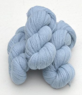 6/2-4121 Light Blue on white wool (80g)